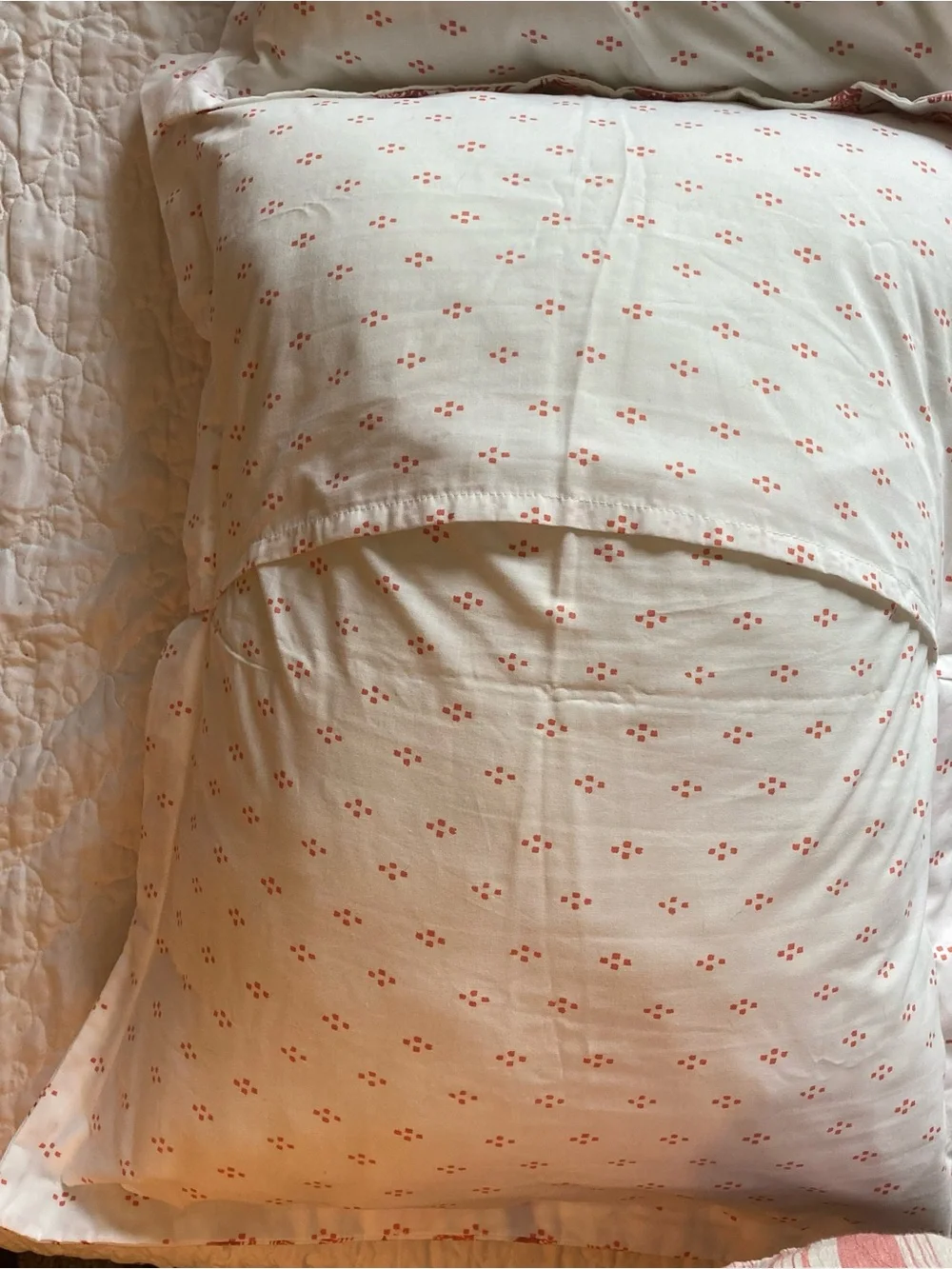 2 red on white pillow-shams in boho botanical monochrome print NWOT